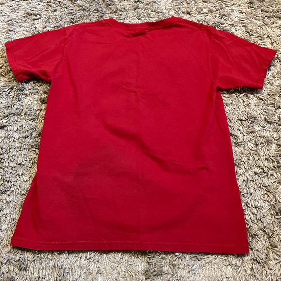 Boys Fruit of The Loom Peace T-Shirt Small - Picture 4 of 4